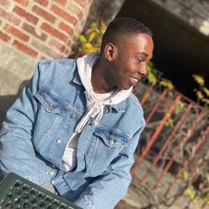 Meet your Posher, Eric